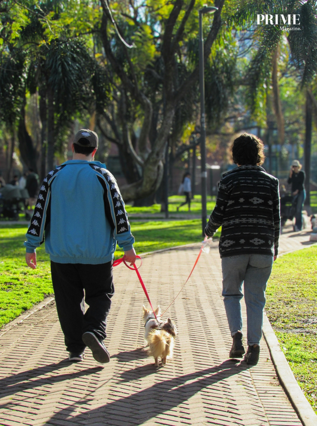Two people spending time together unhurriedly, reflecting how relationships become more intentional and meaningful as we age.