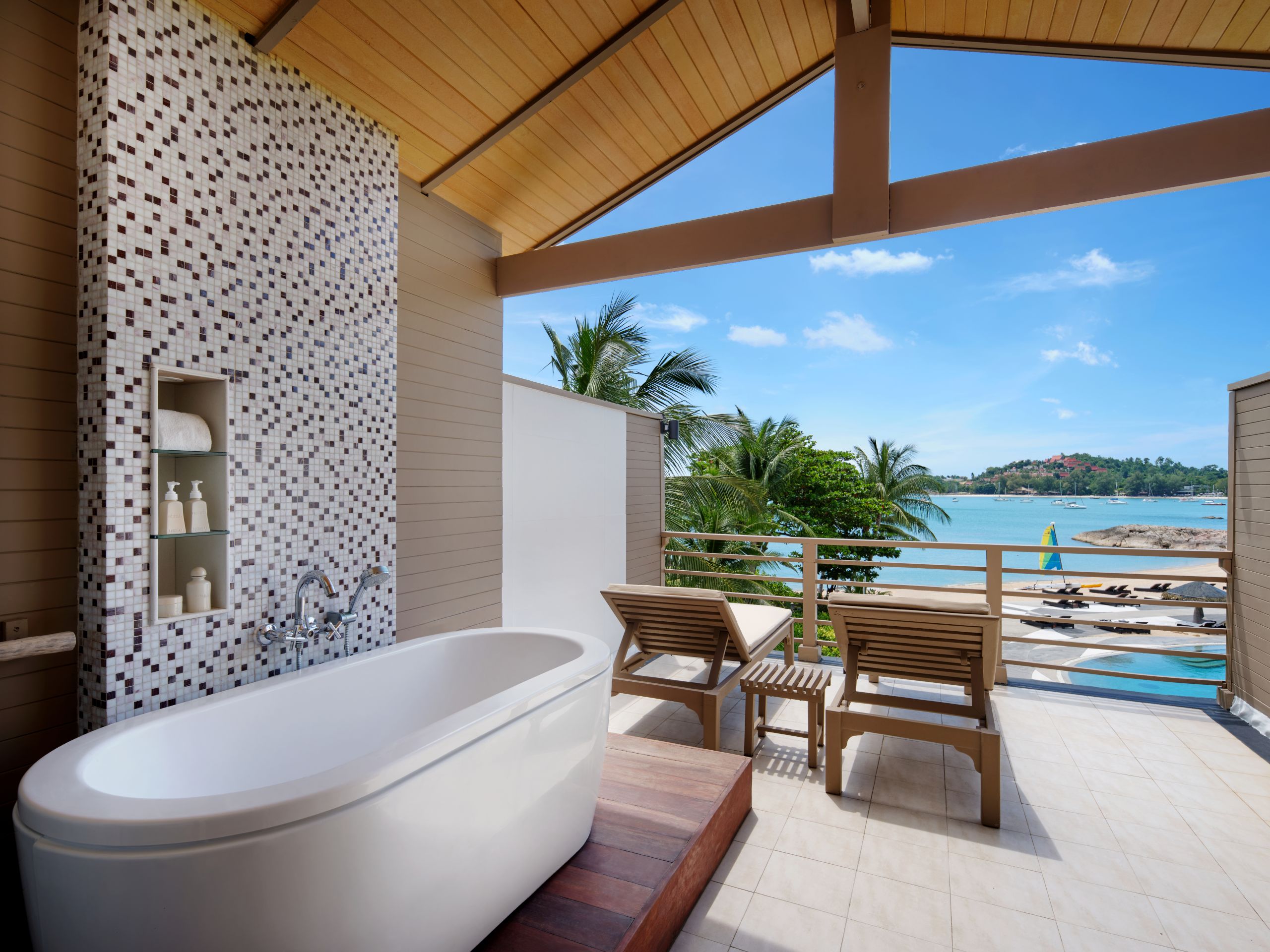 Beachfront Suite at Garrya Tongsai Bay Samui Beachfront suite with outdoor bathtub overlooking the sea at Garrya Tongsai Bay Samui